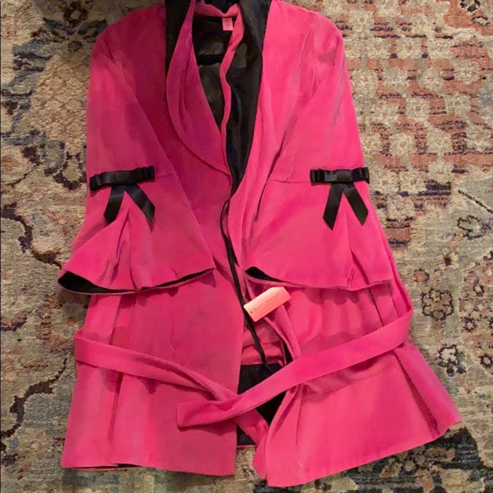 Betsey Johnson Robe